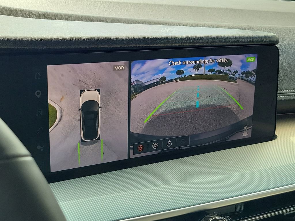Certified 2025 Nissan Murano SL AWD/4WD image 33