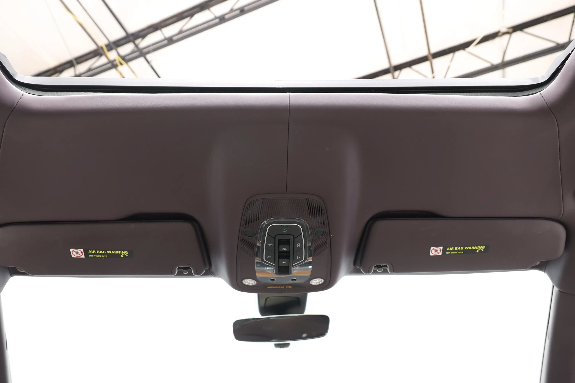 Used 2023 Bentley Bentayga Extended Wheelbase AWD/4WD image 56