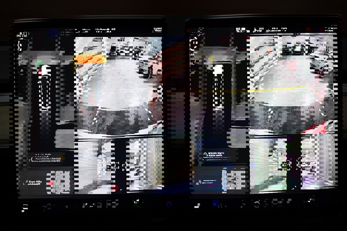 Used 2023 Tesla Model Y Long Range image 46