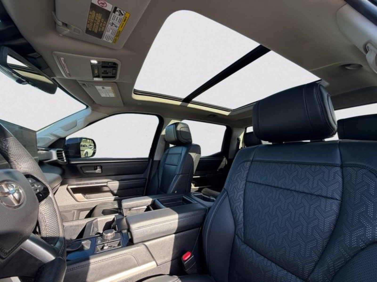 Used 2024 Toyota Tundra Limited image 12