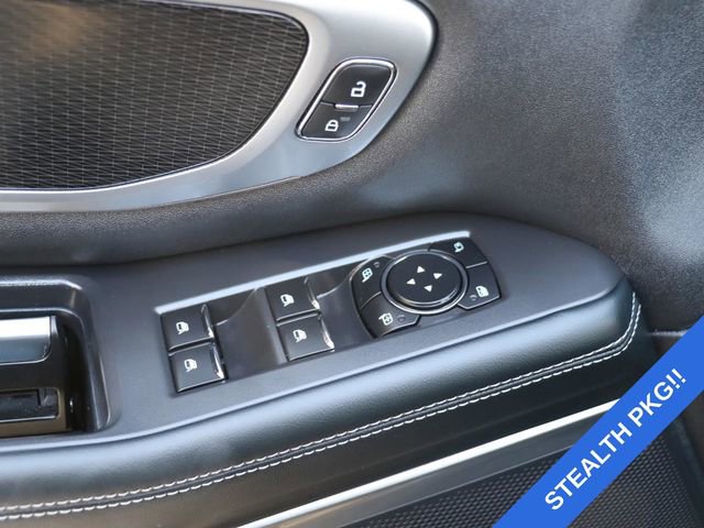 Used 2025 Ford Expedition Platinum w/ Stealth Appearance Package AWD/4WD image 18