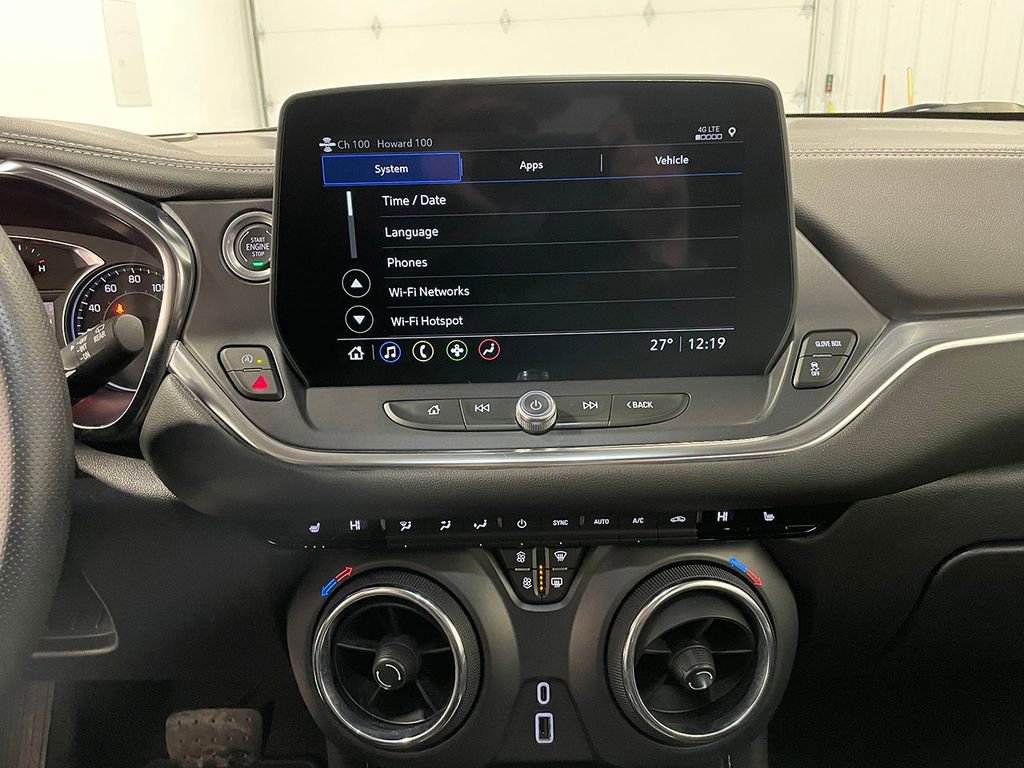 Used 2025 Chevrolet Blazer LT image 30