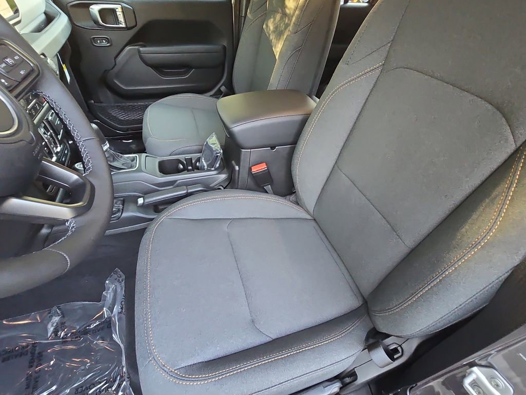 New 2025 Jeep Wrangler Unlimited Sport AWD/4WD image 15