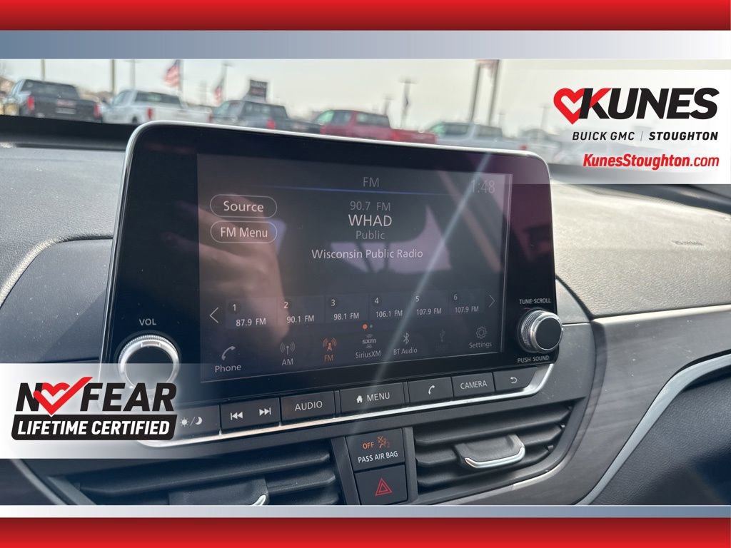 Used 2024 Nissan Altima 2.5 SV image 31