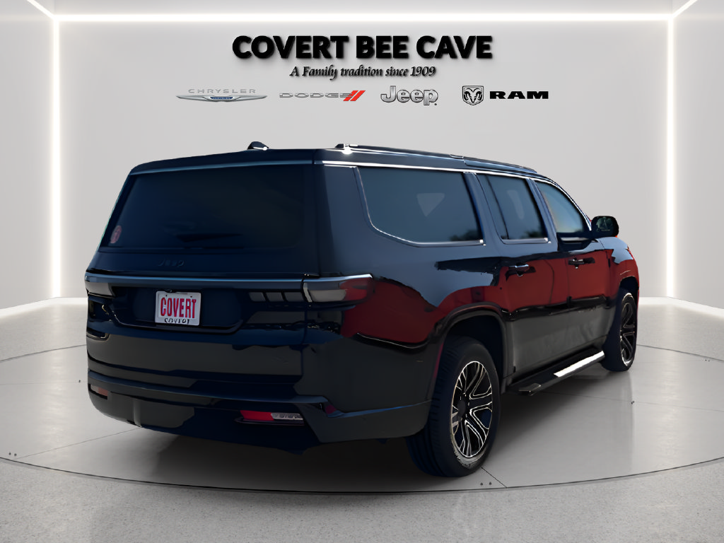 New 2026 Jeep Grand Wagoneer L 2WD image 10