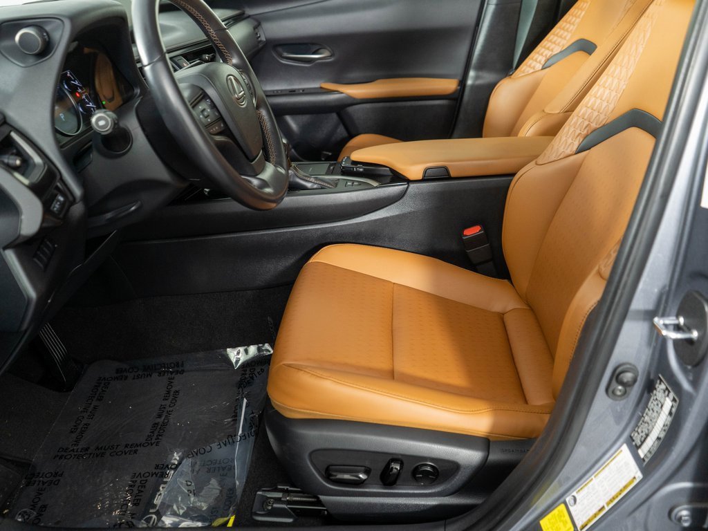 Used 2021 Lexus UX 250h image 10