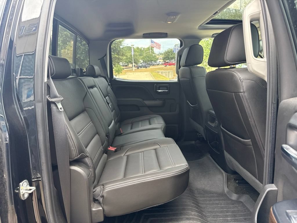 Used 2018 GMC Sierra 2500 Denali w/ Duramax Plus Package AWD/4WD image 11