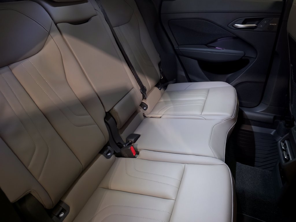 New 2026 Audi Q3 quattro 2.0T AWD/4WD image 11