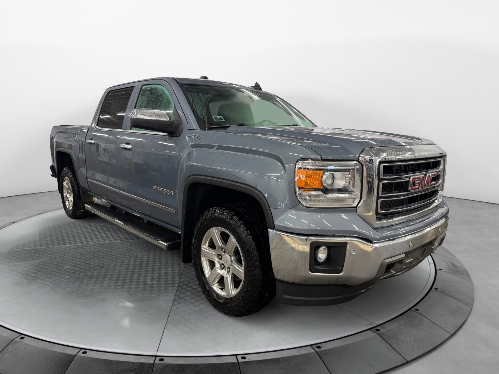 Used 2015 GMC Sierra 1500 SLT w/ SLT Preferred Package image 4