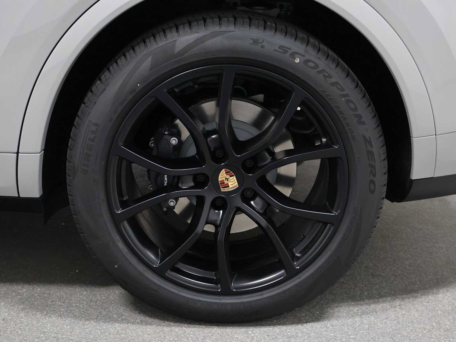 New 2026 Porsche Cayenne AWD/4WD image 37