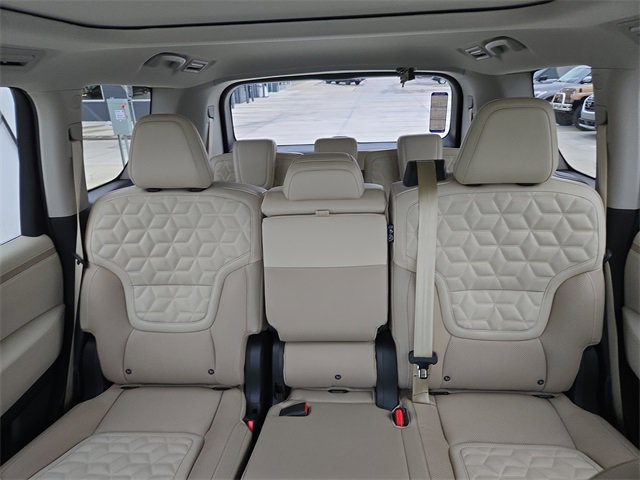 New 2026 Nissan Armada Platinum image 31