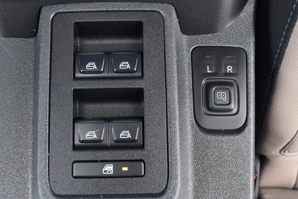 Used 2023 Ford Bronco Wildtrak image 20