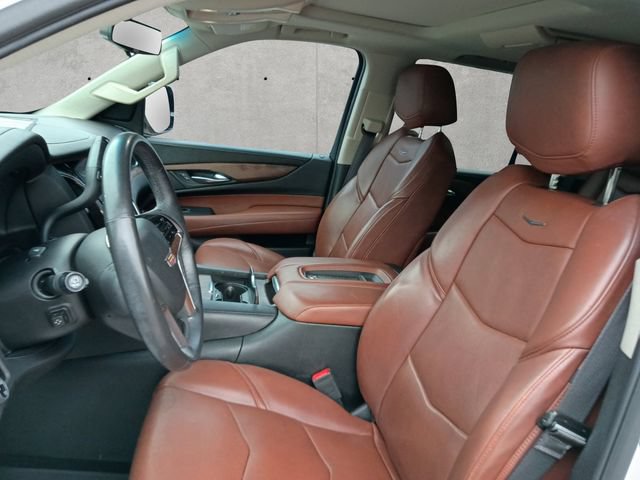 Used 2017 Cadillac Escalade Premium Luxury RWD image 19