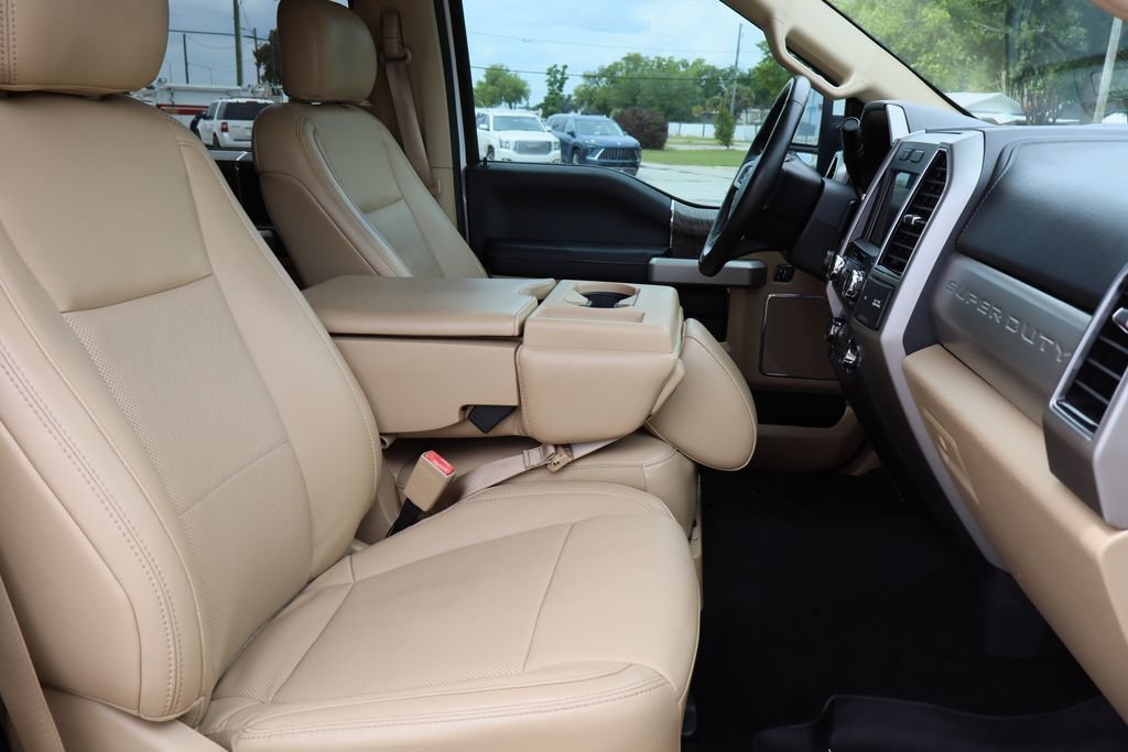 Used 2019 Ford F250 Lariat w/ Lariat Ultimate Package RWD image 27