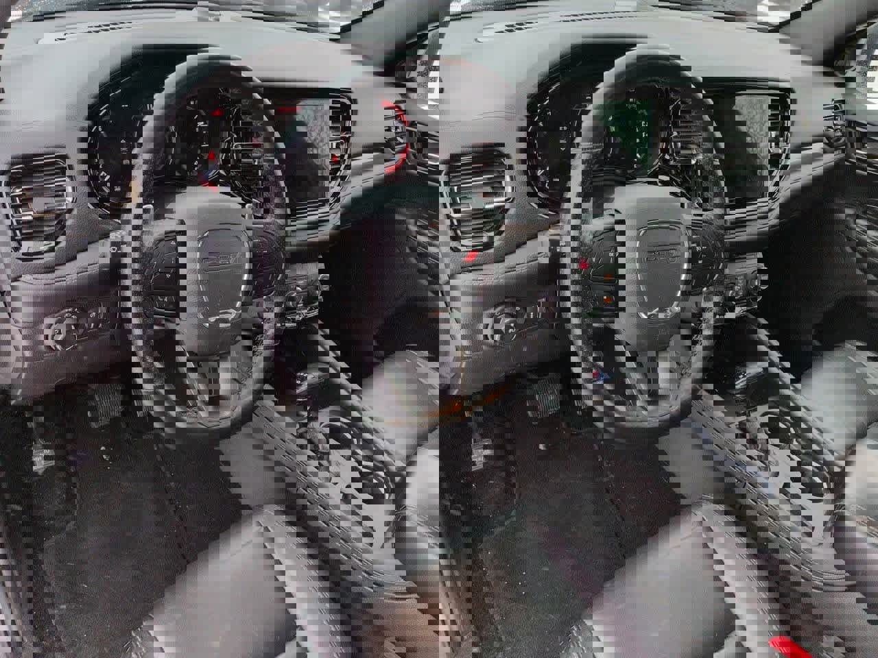 Used 2021 Dodge Durango GT image 2