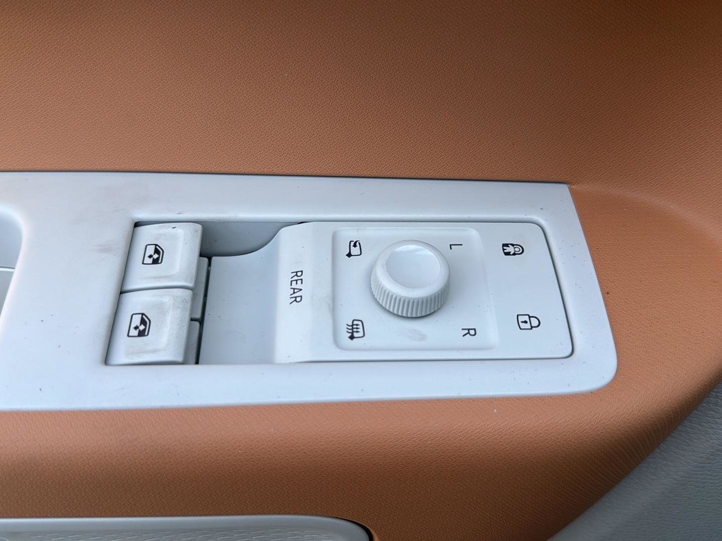 New 2025 Volkswagen ID. Buzz Pro S Plus image 10