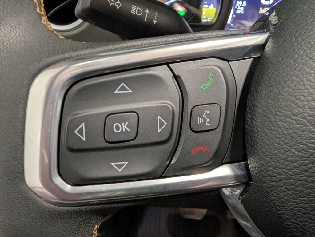 Used 2024 Jeep Wrangler High Altitude AWD/4WD image 17