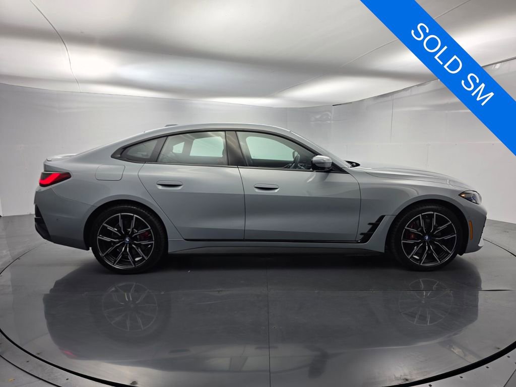 Used 2022 BMW i4 eDrive40 w/ M Sport Package RWD image 3