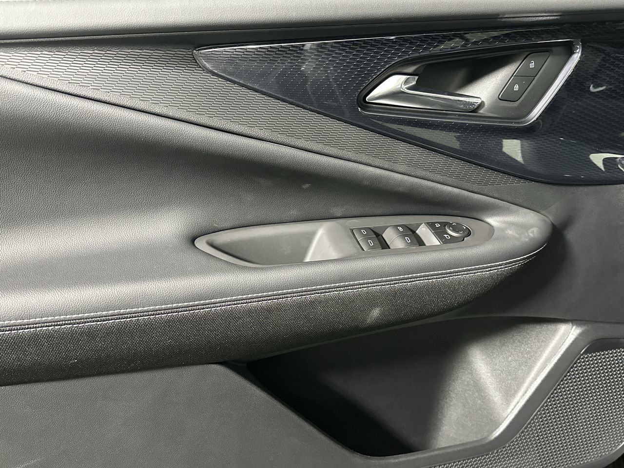 New 2026 Chevrolet Blazer EV LT image 78