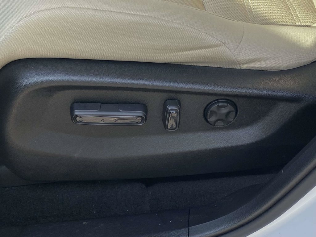 Certified 2022 Honda CR-V EX image 14
