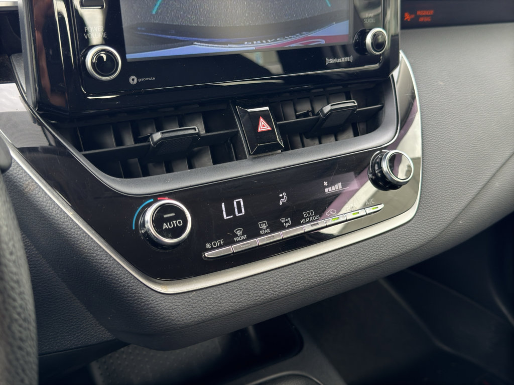Used 2022 Toyota Corolla LE image 24