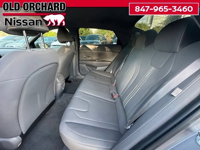 Used 2024 Hyundai Elantra Blue FWD image 13