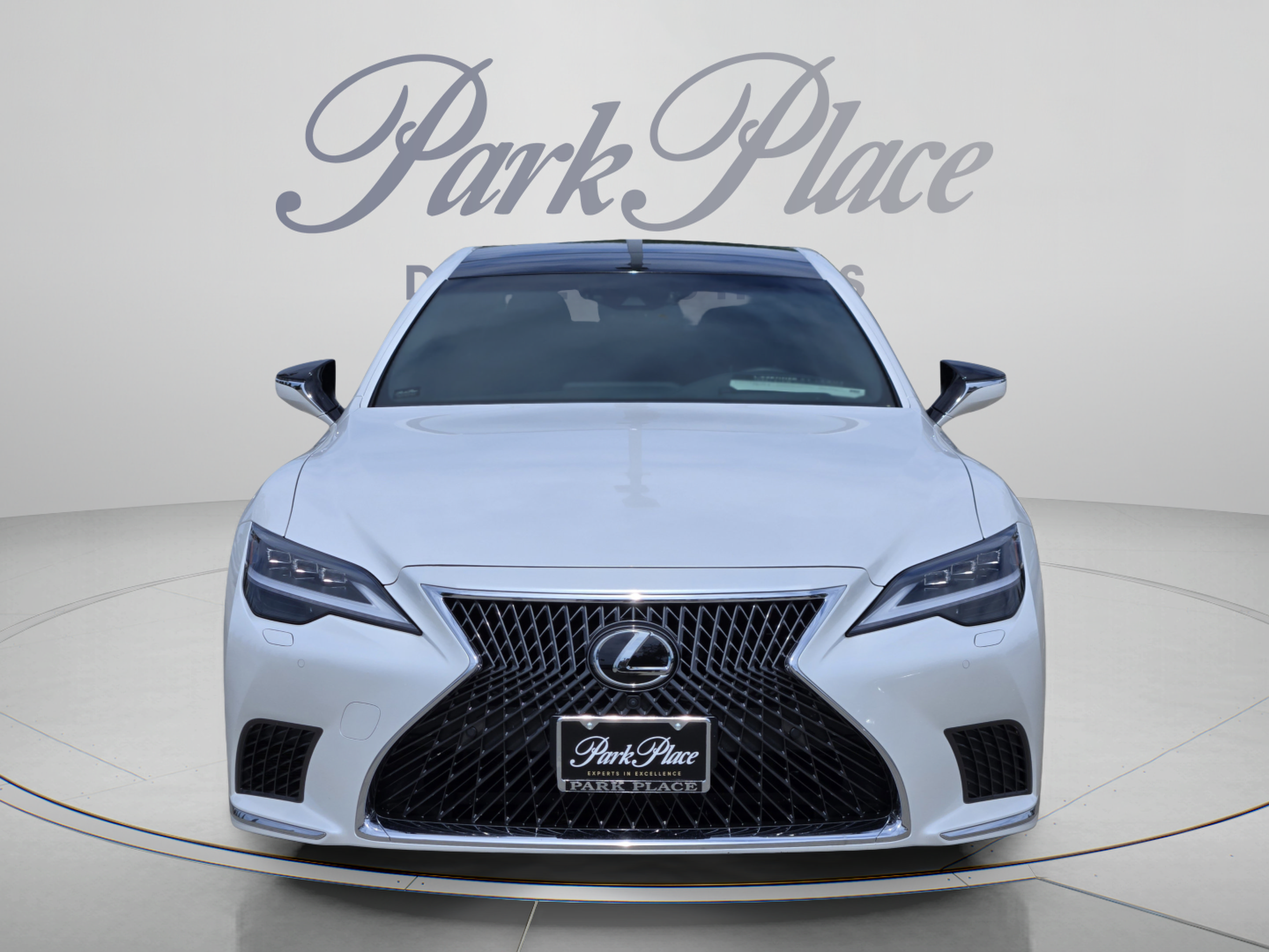 Used 2022 Lexus LS 500 w/ Interior Upgrade Package RWD image 8