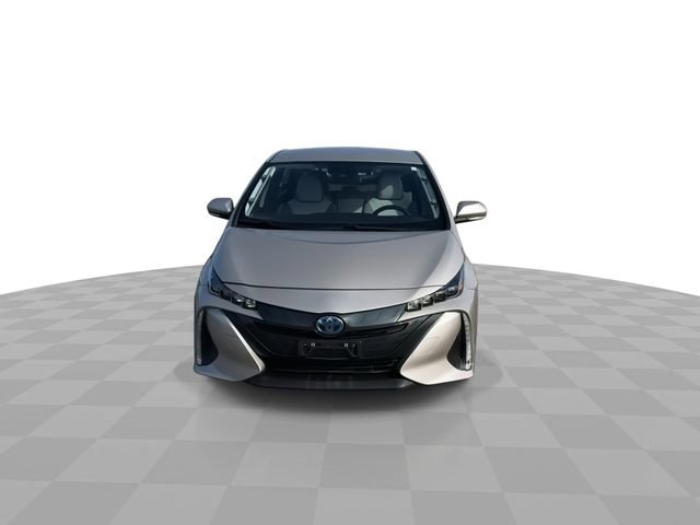Used 2021 Toyota Prius Prime XLE image 3