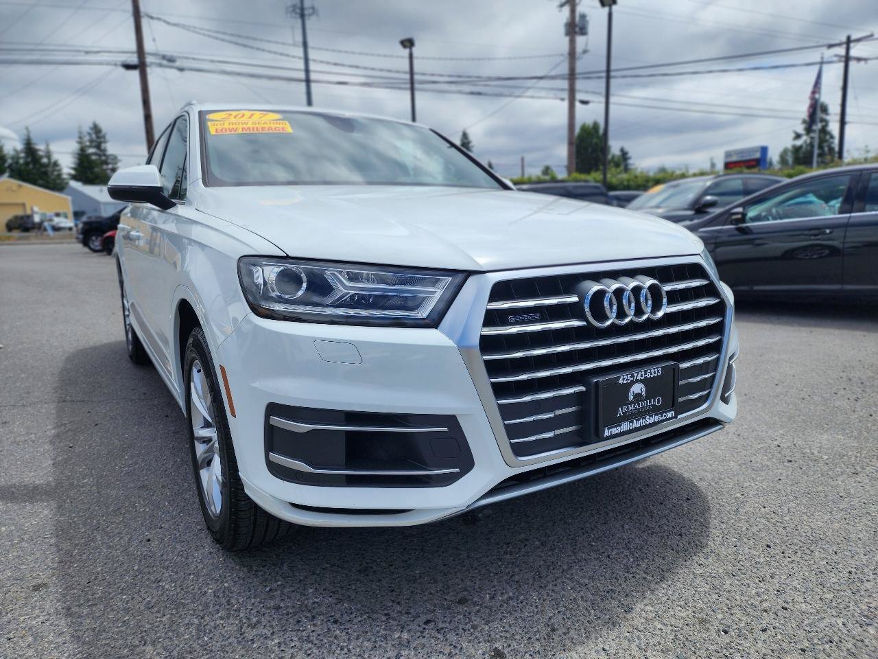 Used 2017 Audi Q7 3.0T Premium AWD/4WD image 3