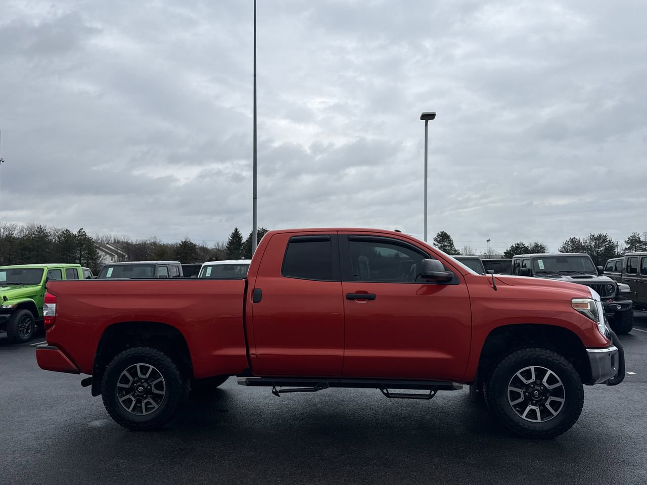 Used 2018 Toyota Tundra SR5 w/ TRD Off Road Package video 2