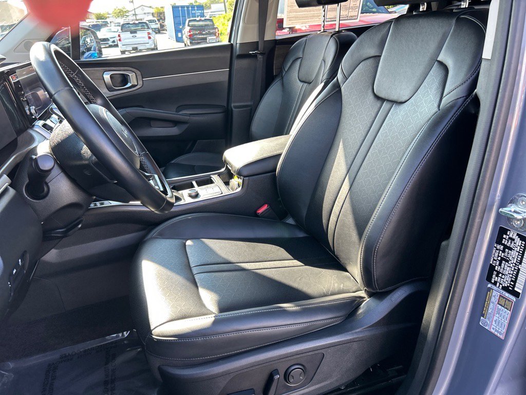 Used 2022 Kia Sorento S image 7