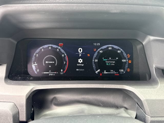 Certified 2025 Toyota 4Runner TRD Off-Road Premium AWD/4WD image 26