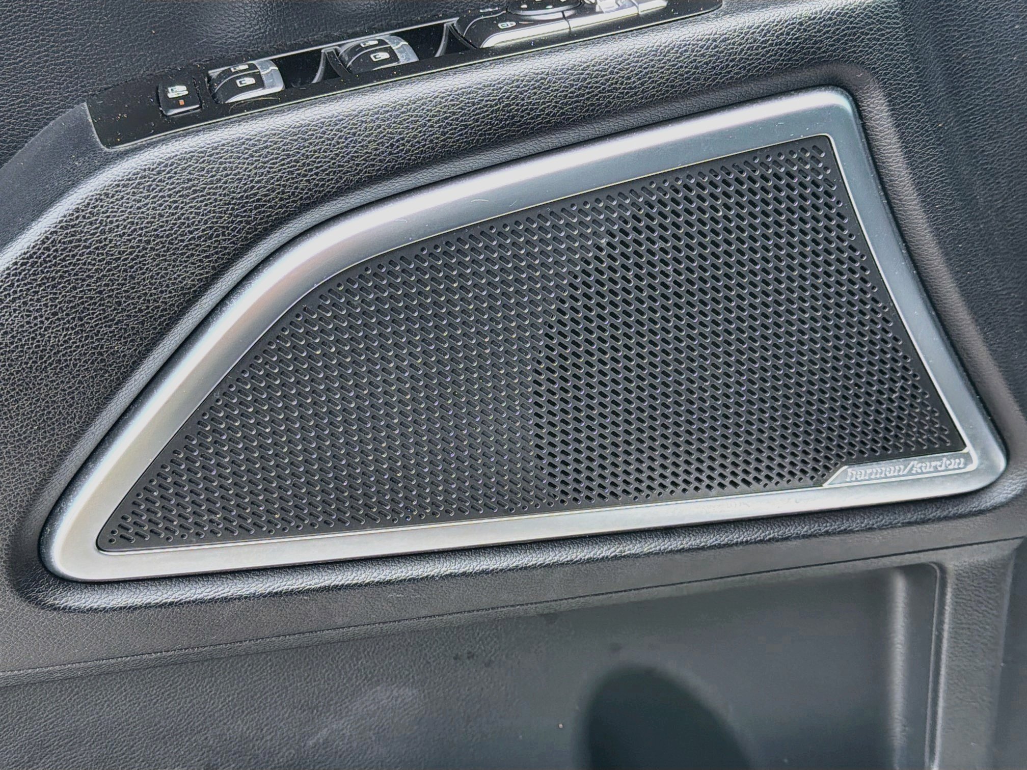 Used 2020 Kia Telluride SX FWD image 26