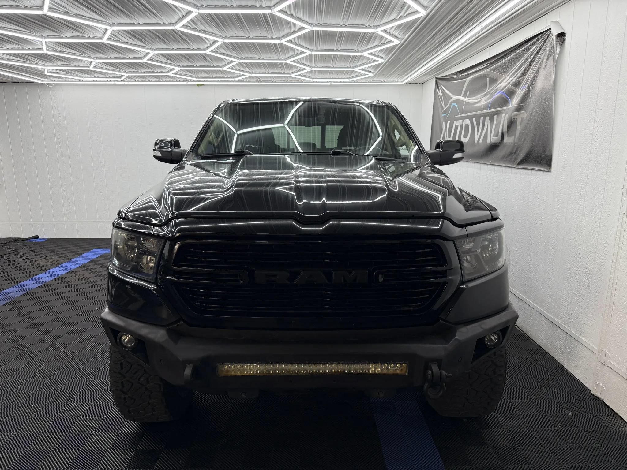 Used 2019 RAM 1500 Big Horn AWD/4WD image 4