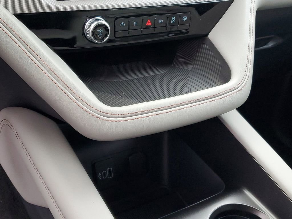 New 2026 Ford Explorer Active w/ Active Comfort Package image 21