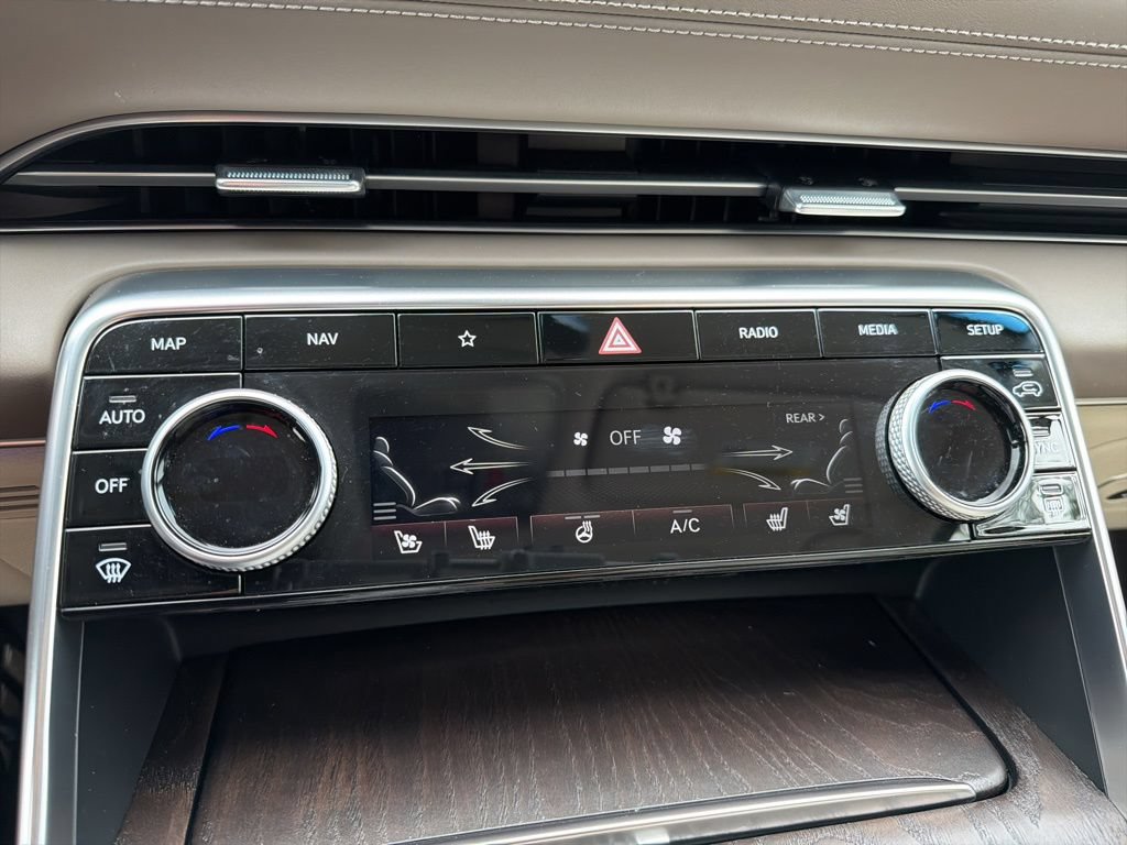Used 2024 Genesis GV80 3.5T Advanced w/ Advanced Package AWD/4WD image 12
