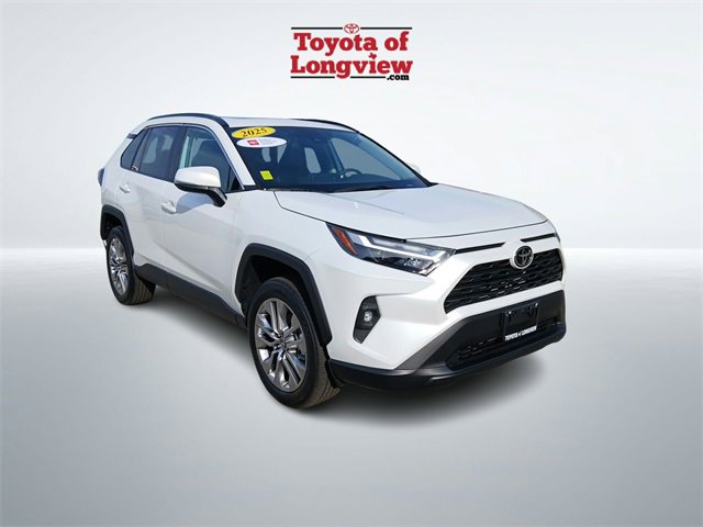 Used 2025 Toyota RAV4 XLE Premium image 8