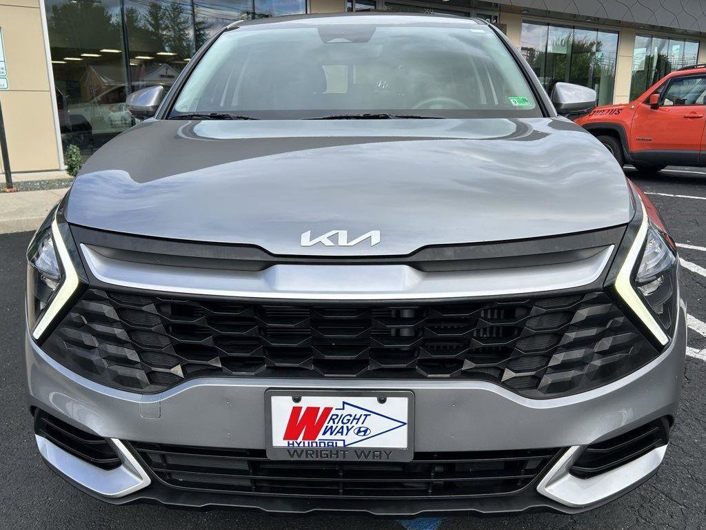 Used 2023 Kia Sportage LX image 10