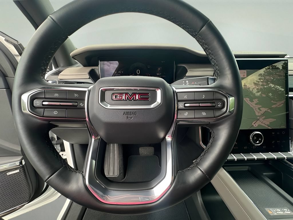 Used 2026 GMC Acadia Elevation w/ Elevation Premium Package FWD image 17