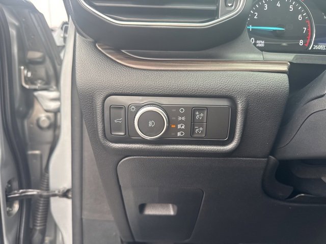 Used 2024 Ford Explorer Limited image 16