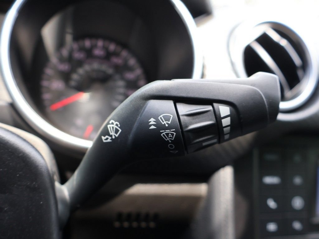 Used 2022 Ford Mustang Coupe RWD image 32