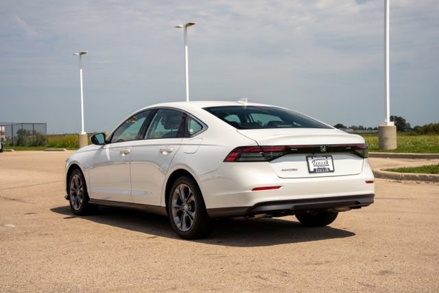 Used 2023 Honda Accord EX image 5