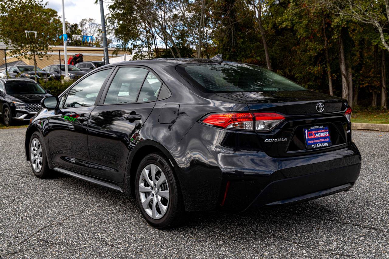 Used 2021 Toyota Corolla LE FWD image 4