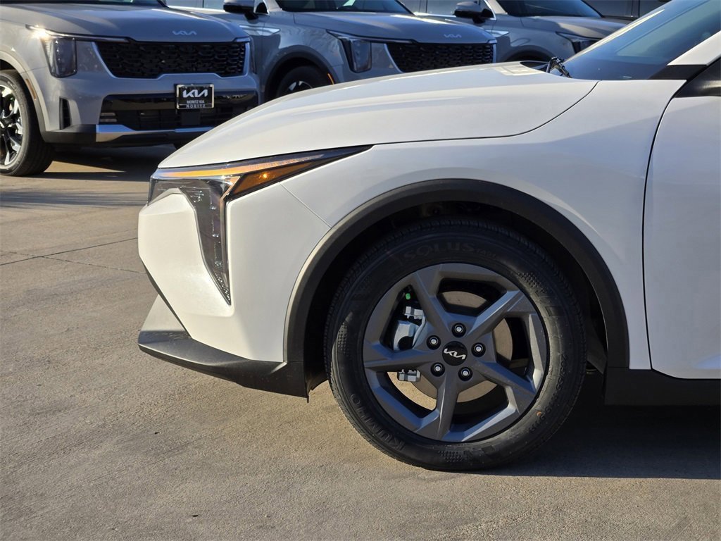 New 2026 Kia K4 LXS image 21