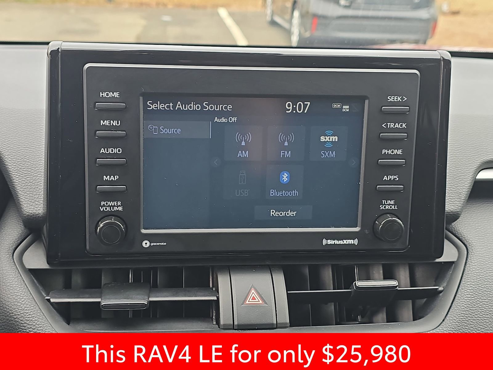 Used 2022 Toyota RAV4 LE image 27