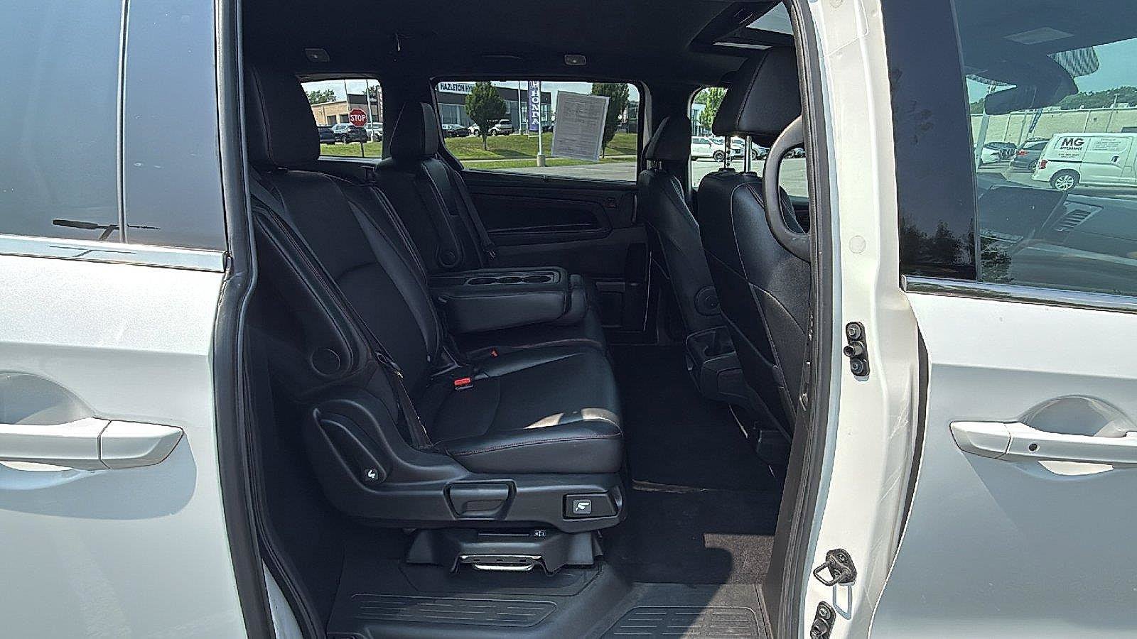 Used 2023 Honda Odyssey Sport image 20