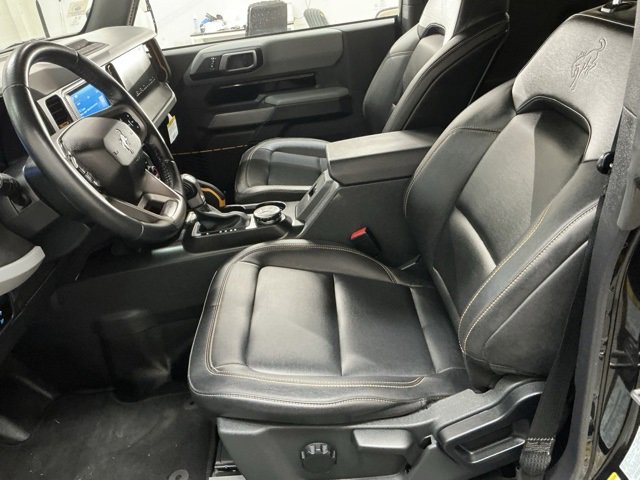 Used 2023 Ford Bronco Badlands image 14