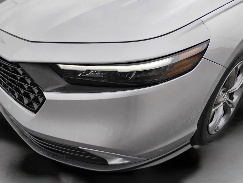 Used 2024 Honda Accord EX image 39