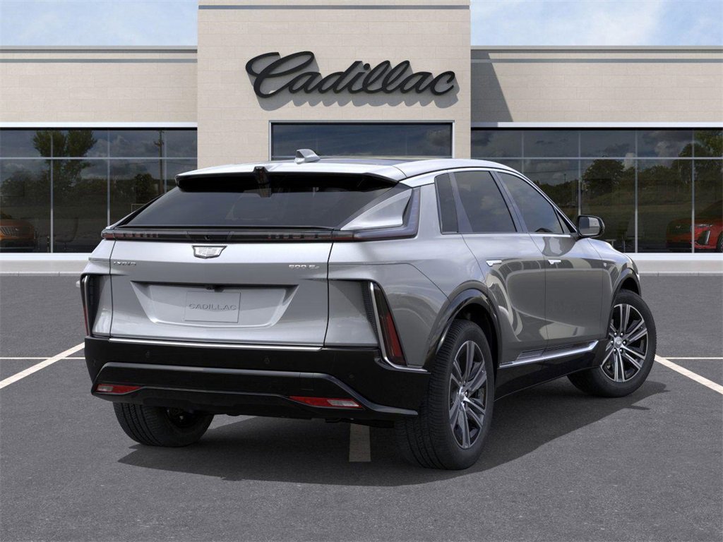 New 2025 Cadillac Lyriq Luxury image 4