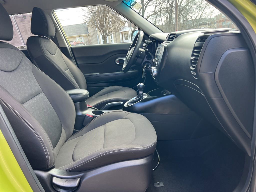 Used 2019 Kia Soul image 24